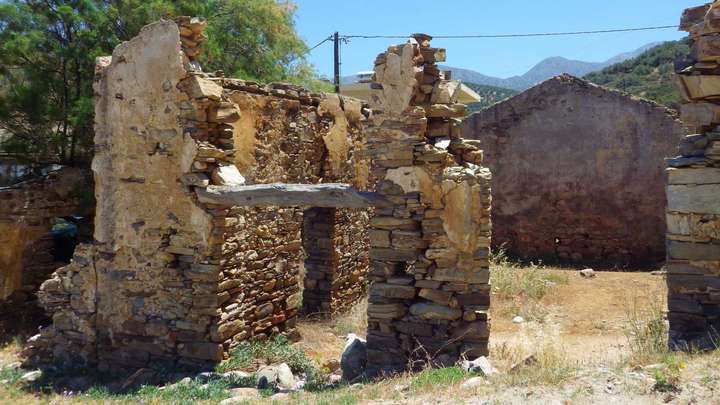 Ruins Aliki